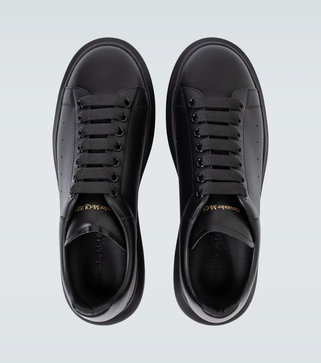Alexander mcqueen full black  (master quality )