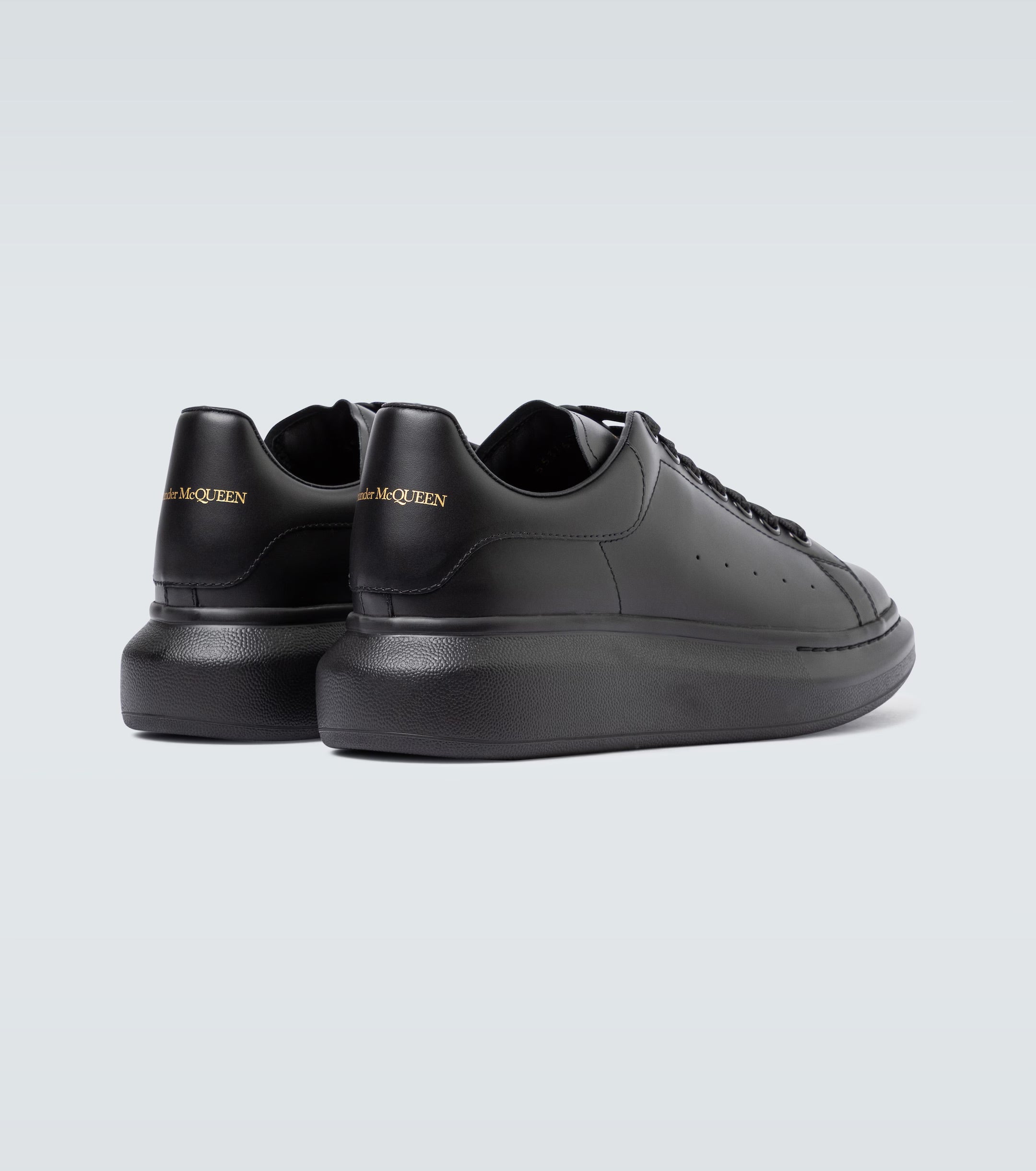 Alexander mcqueen full black  (master quality )
