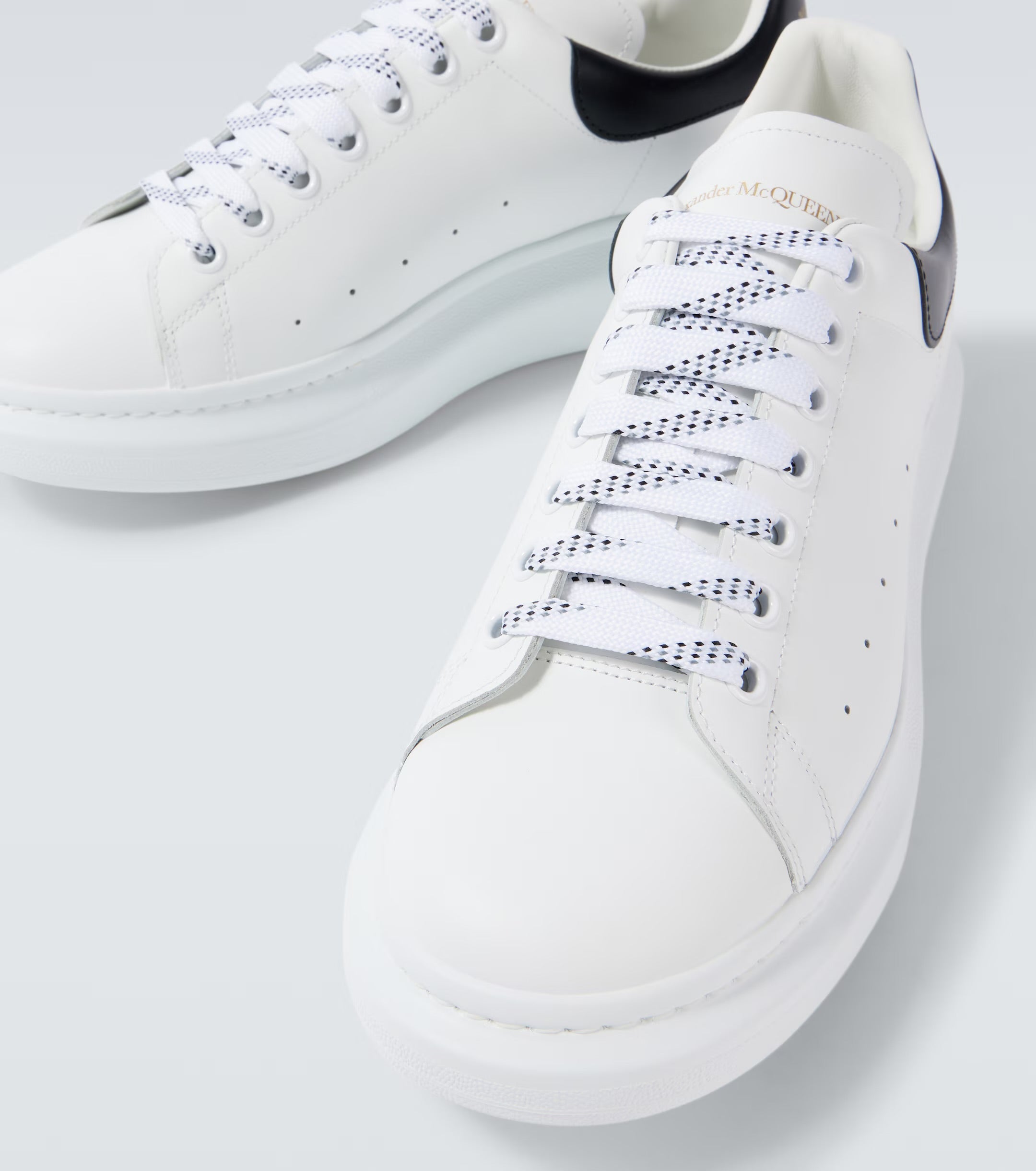 Alexander mcqueen white (master quality)