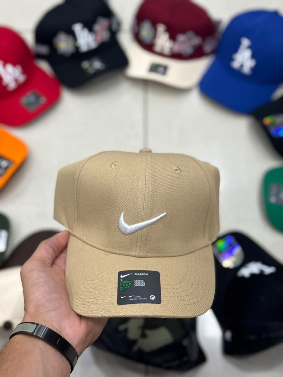 Nike Biege white swoosh cap