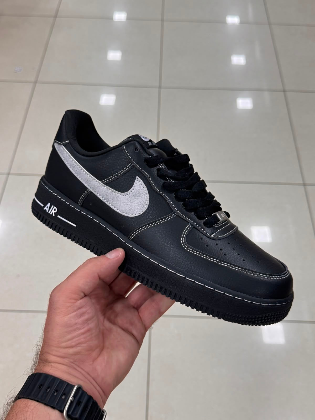 Airforce 1 Lv8 “Big kids”(original with barcode)