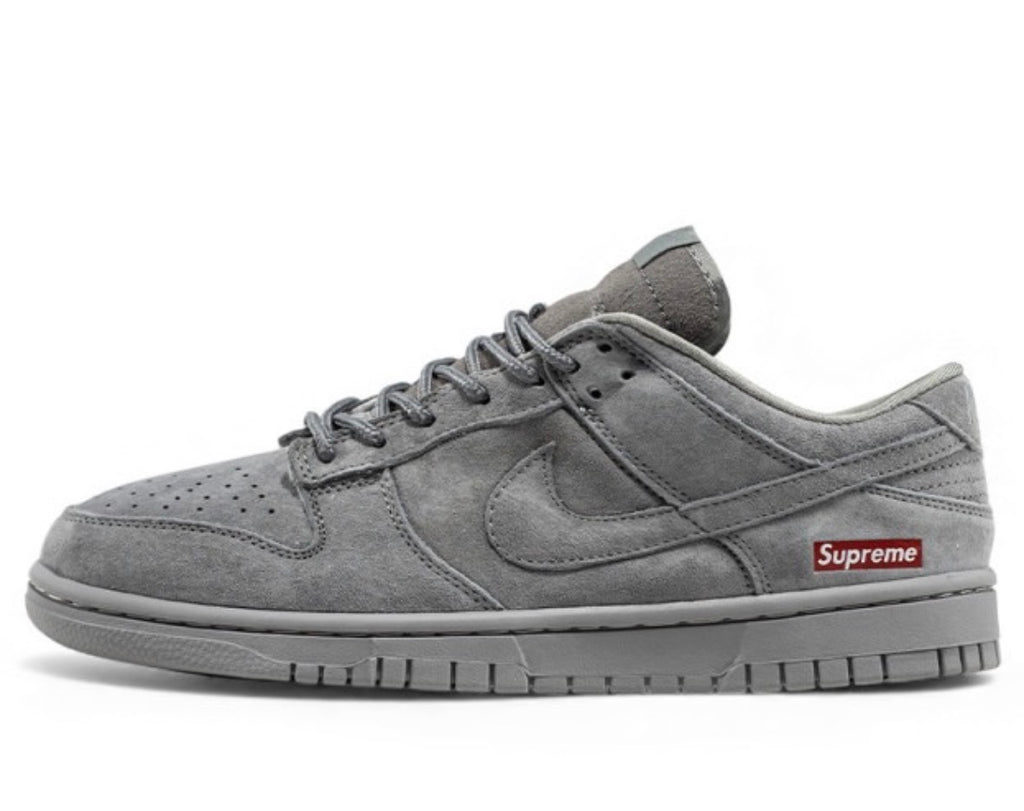 SB Dunk Low × Supreme sneaker in a grey  (master quality)