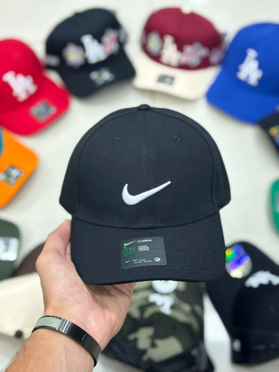 Nike black white swoosh cap