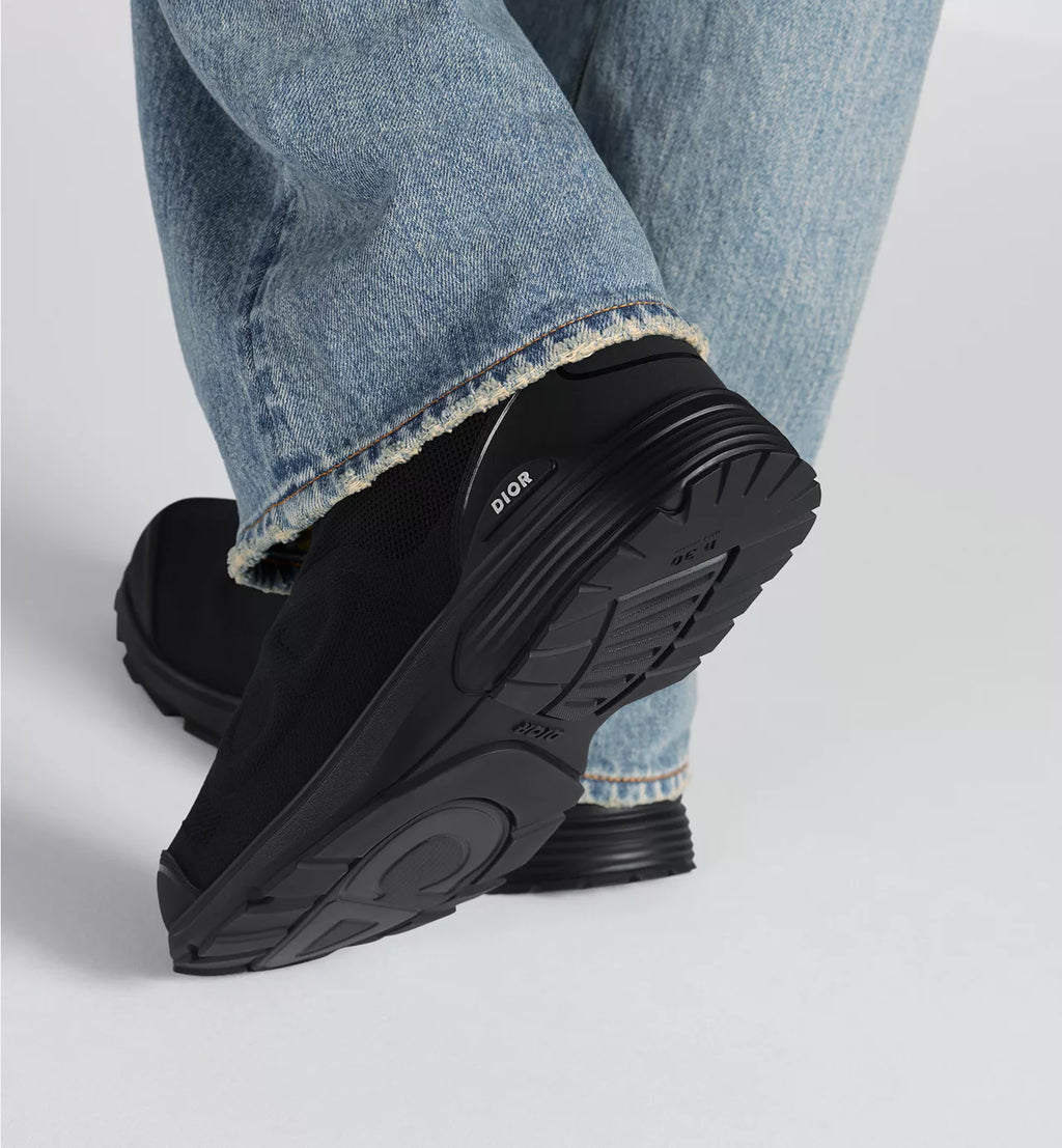 Dior B30 Countdown
Sneaker