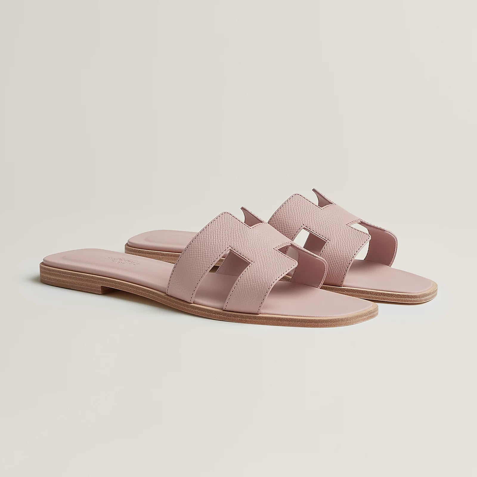Hermes sandals light pink(copy a)